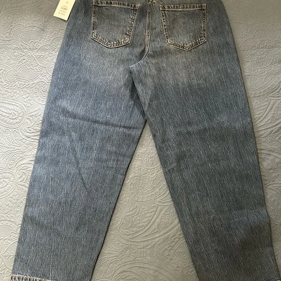 Women’s Barrel Fit Blue Jeans size 12 NWT - Picture 6 of 6